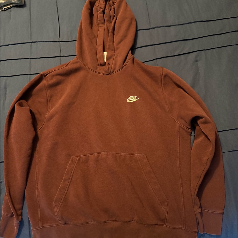 Nike Men's Burgundy Hoodie